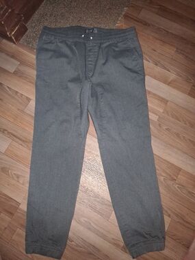 Retrofit Men's Gray Elastic Waist Jogger Pants